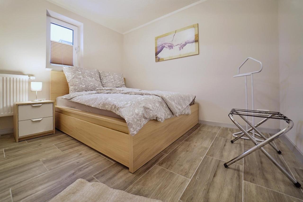 Bungalow Am Neustaedter See Neustadt-Glewe Dış mekan fotoğraf